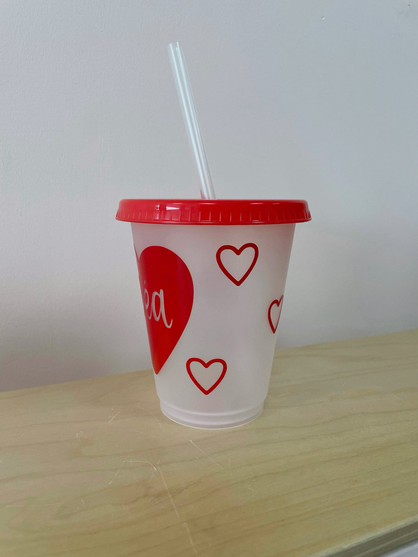 Verres en plastique avec couvercles, pailles, réutilisables, personnalisées! Spécial St-Valentin