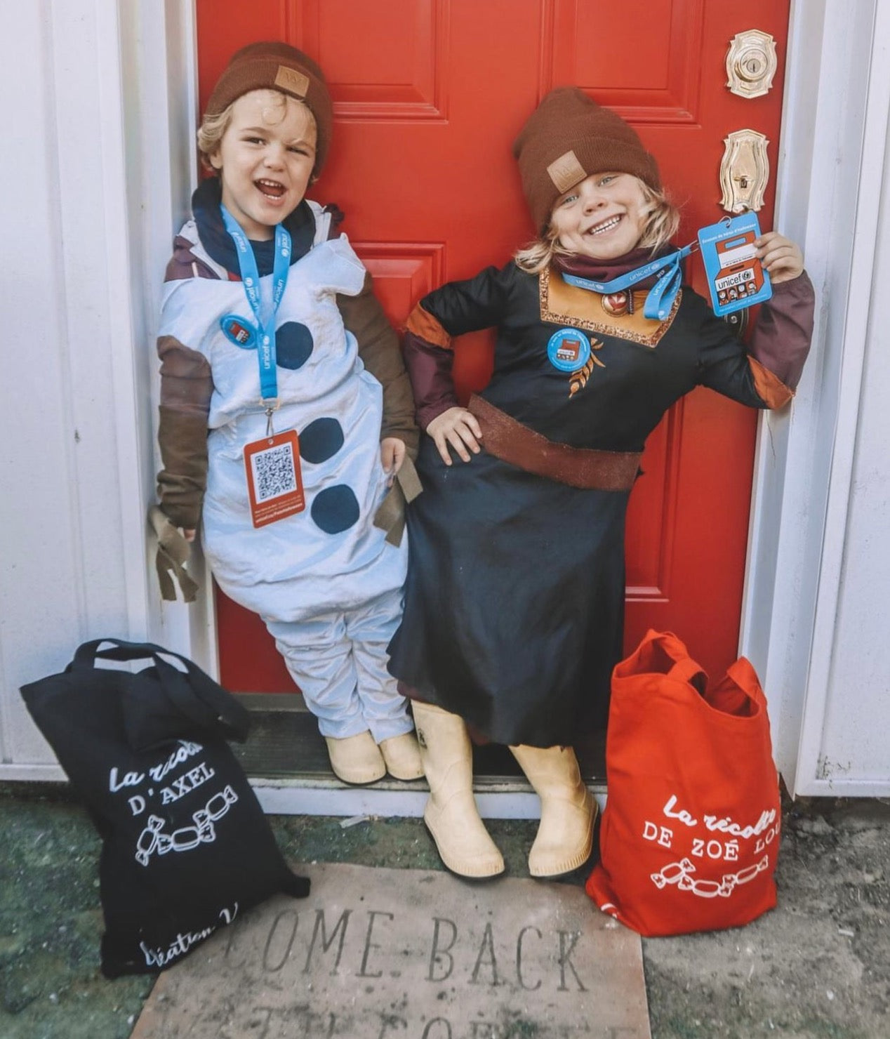 Sac pour la récolte de bonbons de nos minis & grands( 2 modèles- 2 couleurs)