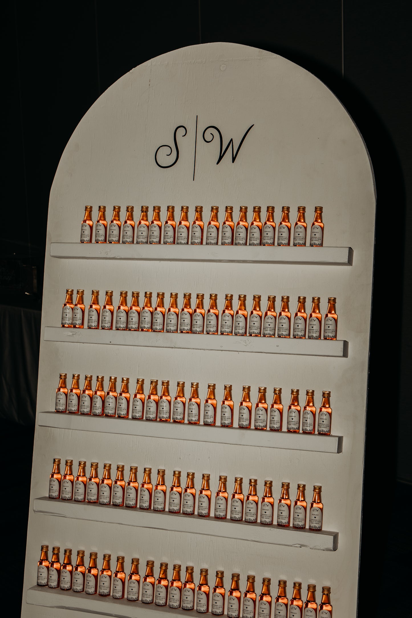 Mur blanc PRIX SUITE À VOTRE ACHAT