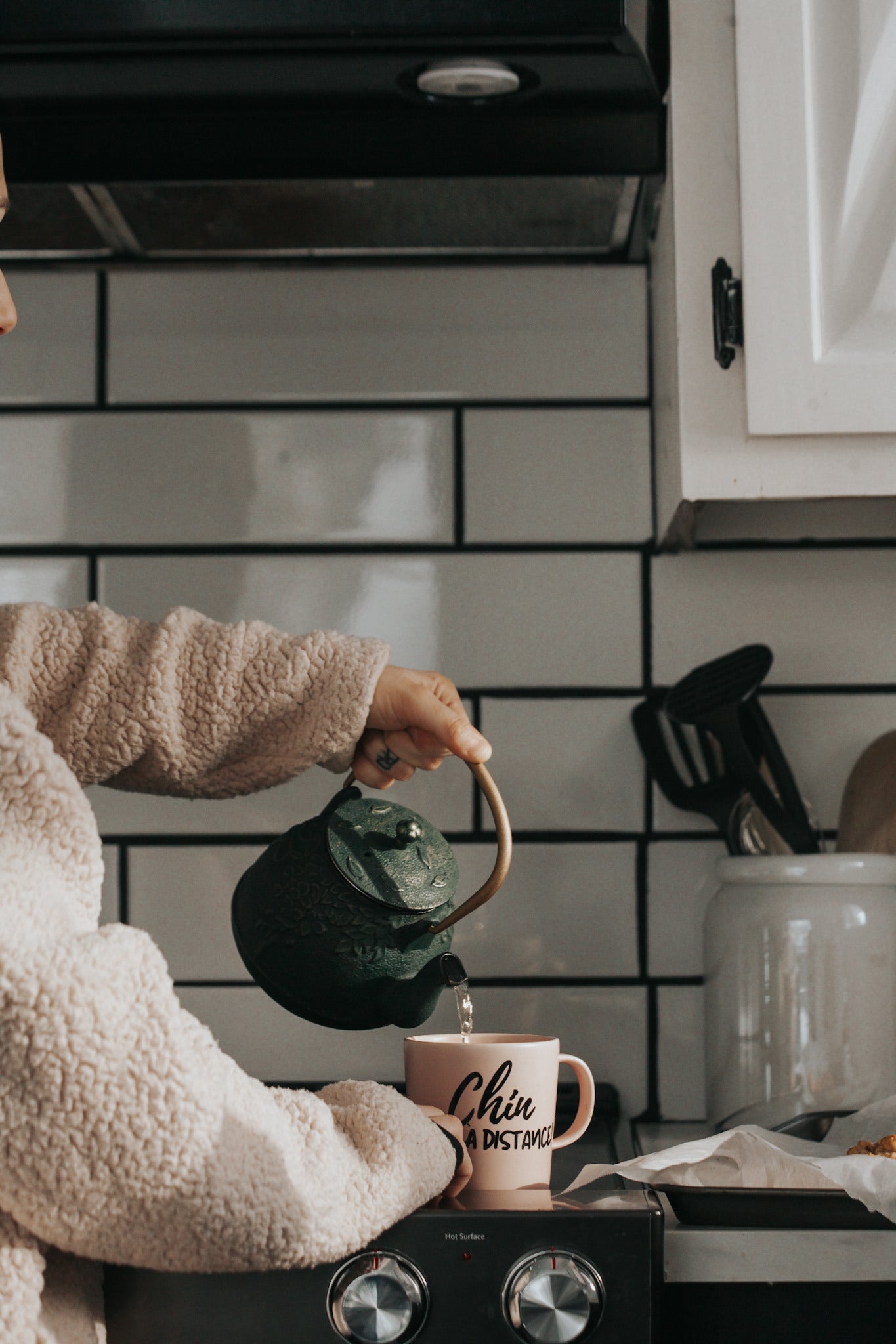 Autocollant Chin à distance!