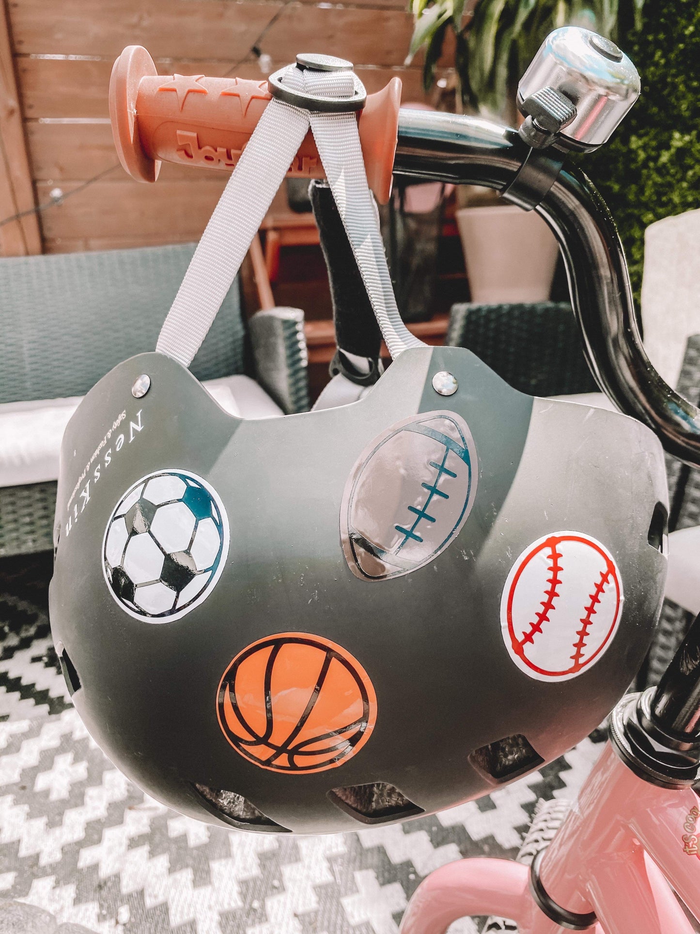 Paquet d’autocollants pour casque (6 modèles )