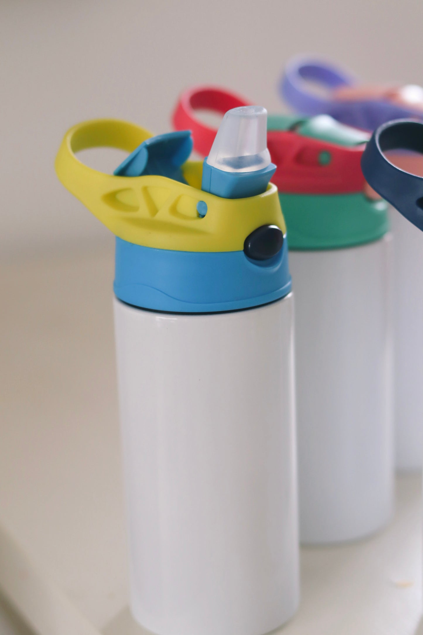 Bouteille d'eau THERMOS pour enfant personnalisée- PLUSIEURS COULEURS -OPTIONS