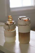 Charger l&#39;image dans la galerie, Tasse à café-eau-boisson en vitre avec paille ( 2 formats disponibles)
